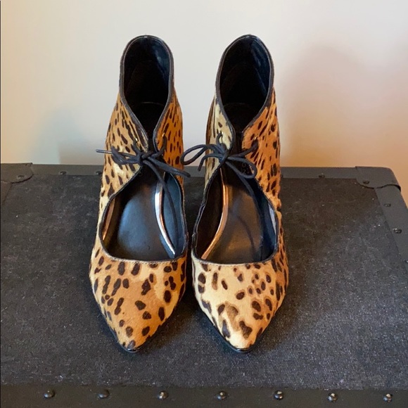 Kenneth Cole Reaction Calf Hair Heels - Picture 1 of 4